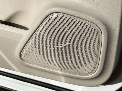 New 2026 Mercedes-Benz GLB 250 GLB 250 image 34