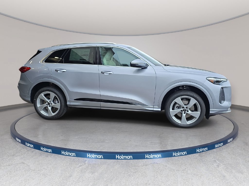 New 2026 Audi Q5 Premium Plus AWD/4WD image 4