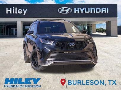 Used 2022 Toyota Highlander XSE