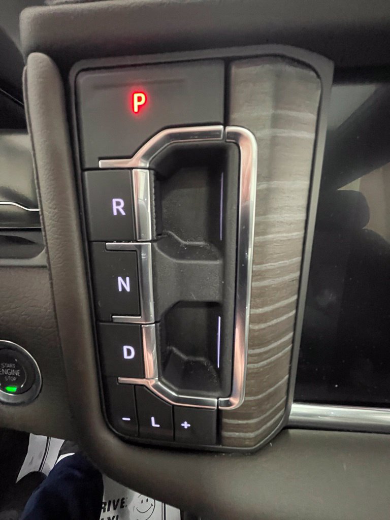 Used 2024 GMC Yukon Denali AWD/4WD image 30