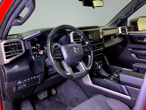 Used 2025 Toyota Tundra SR5 AWD/4WD image 18