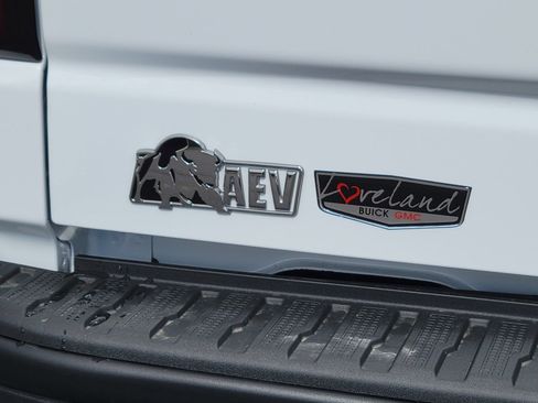 New 2026 GMC Sierra 1500 AT4X w/ AT4X AEV Edition image 11