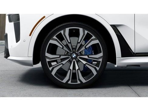 New 2027 BMW X7 M60i AWD/4WD image 7