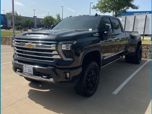 Used 2025 Chevrolet Silverado 3500 High Country w/ High Country Premium Package AWD/4WD image 1