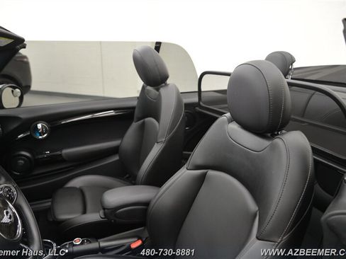 Used 2017 MINI Cooper S image 12