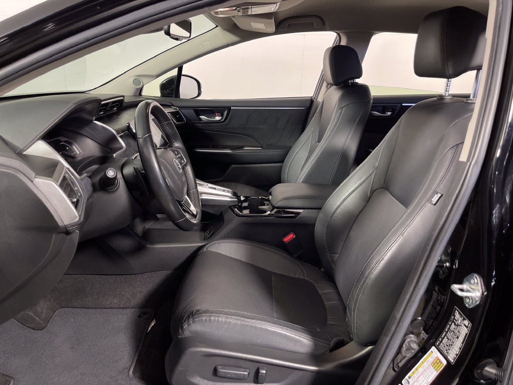 Used 2020 Honda Clarity Touring image 12