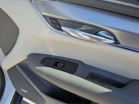 Certified 2022 Cadillac XT5 Premium Luxury image 29