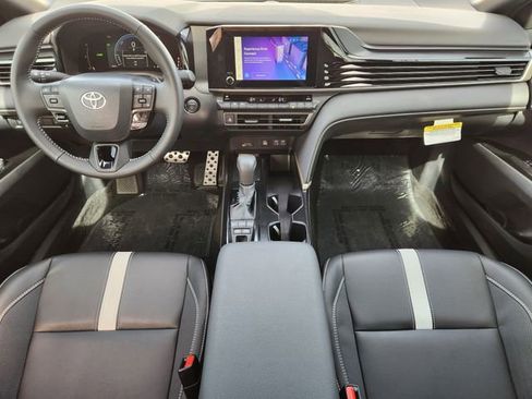 Used 2026 Toyota Camry SE w/ Convenience Package image 19