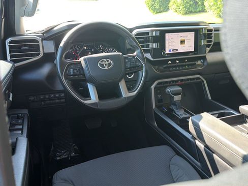Used 2022 Toyota Tundra SR5 w/ Convenience Package RWD image 17