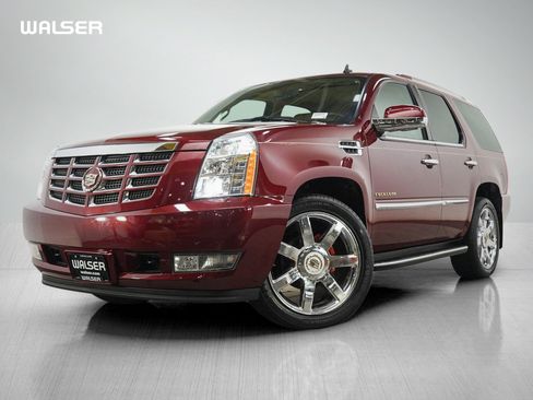 Used 2011 Cadillac Escalade Luxury AWD/4WD image 1