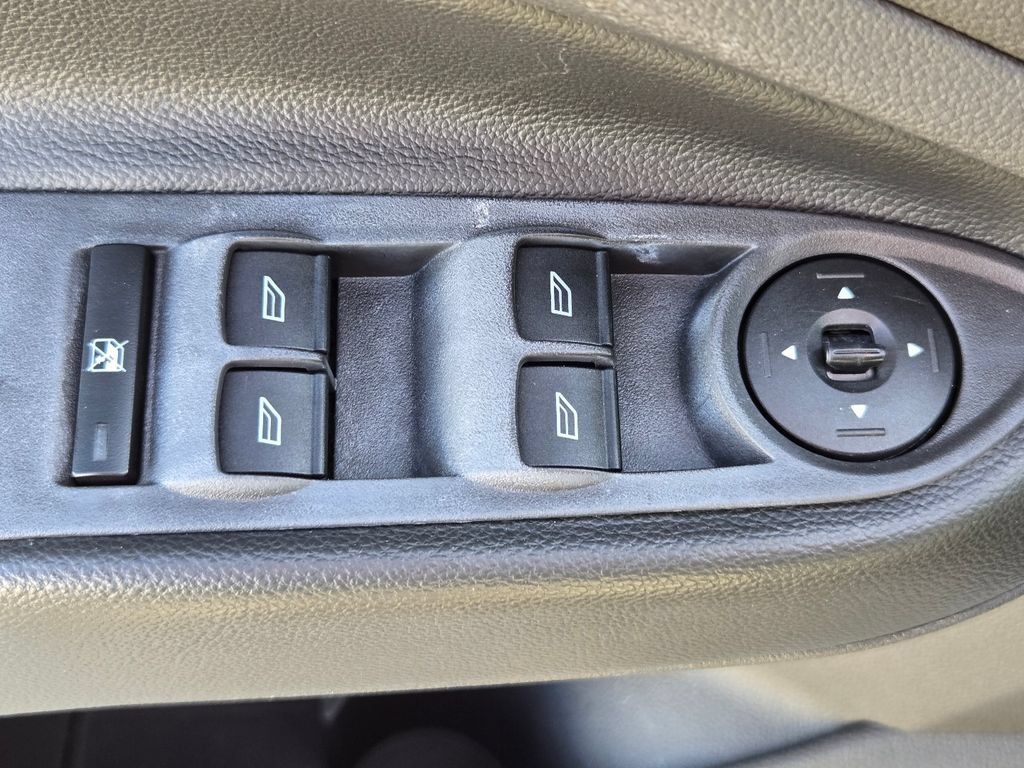 Used 2013 Ford Escape SE AWD/4WD image 16