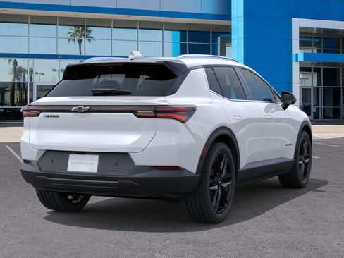 New 2026 Chevrolet Equinox EV LT w/ LPO, Blackout Package FWD image 23