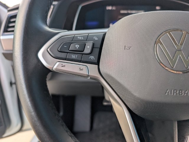 Used 2022 Volkswagen Jetta SE FWD image 13