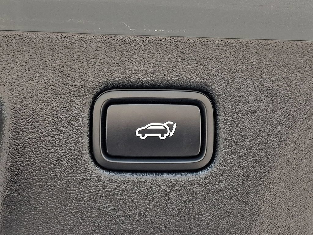 Used 2024 Kia EV6 GT-Line AWD/4WD image 29
