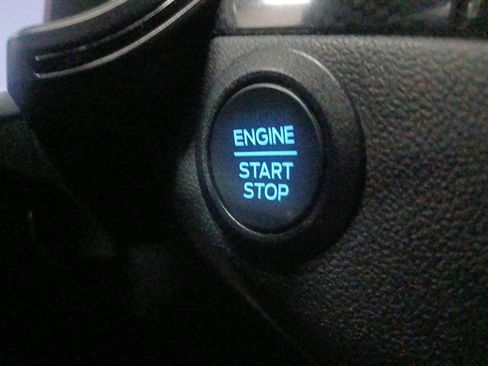 Certified 2024 Ford Escape ST-Line image 15