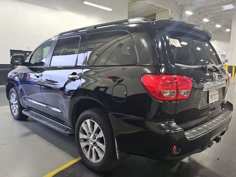 Used 2016 Toyota Sequoia Limited w/ Safety & Convenience Package AWD/4WD image 3