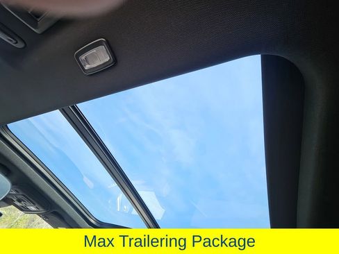 Used 2023 Chevrolet Tahoe Premier image 32