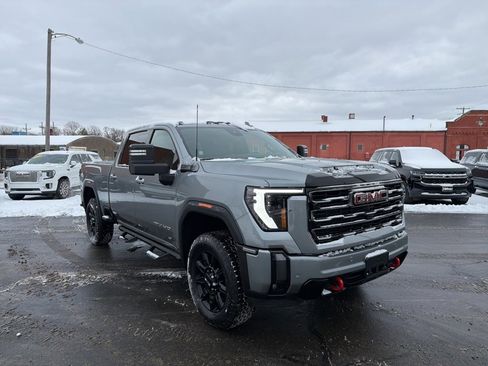 Used 2024 GMC Sierra 2500 AT4 w/ AT4 Premium Plus Package image 1