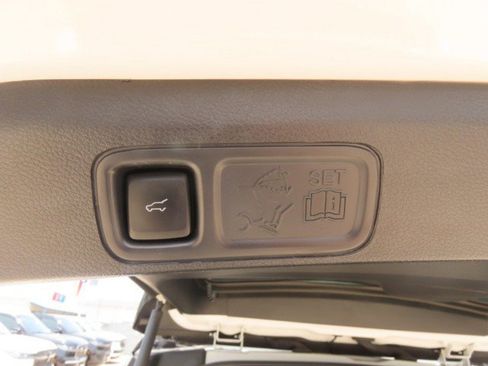 Used 2023 Lincoln Navigator Black Label AWD/4WD image 13