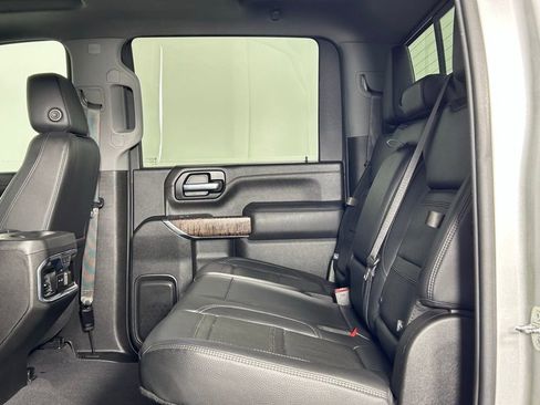 Used 2021 GMC Sierra 3500 Denali image 17