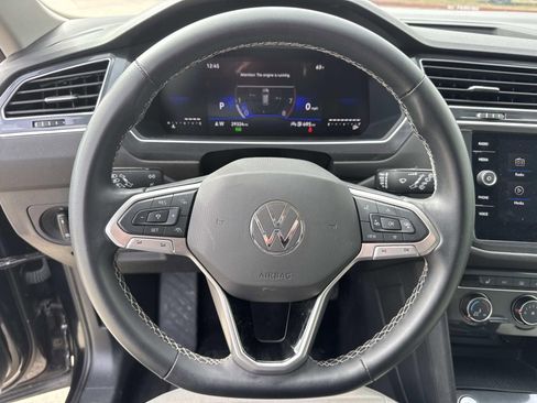 Used 2024 Volkswagen Tiguan S image 22
