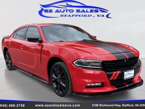 Used 2020 Dodge Charger SXT w/ Blacktop Package AWD/4WD image 3