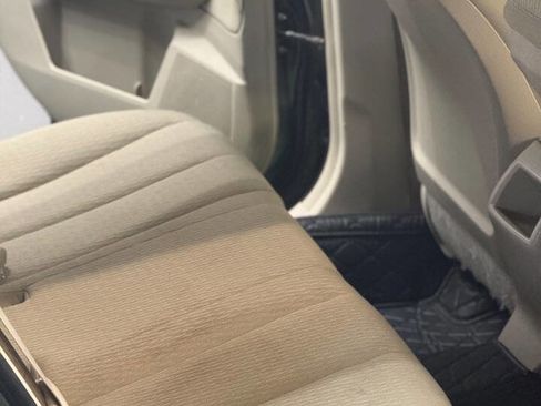 Used 2010 Subaru Outback 2.5i Premium image 13