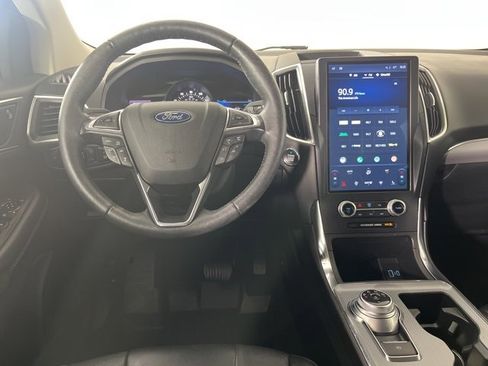Used 2022 Ford Edge Titanium w/ Equipment Group 301A image 7