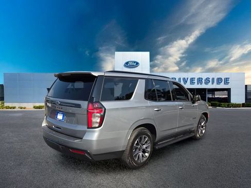 Used 2023 Chevrolet Tahoe Z71 w/ Z71 Off-Road Package AWD/4WD image 7