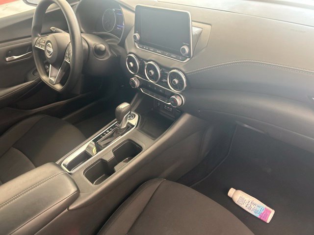 Used 2025 Nissan Sentra SV FWD image 27