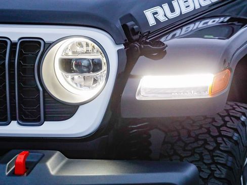 New 2026 Jeep Wrangler Rubicon image 5