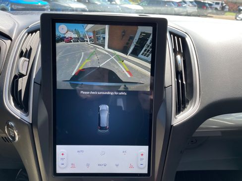 Used 2023 Ford Edge SEL w/ Convenience Package image 21