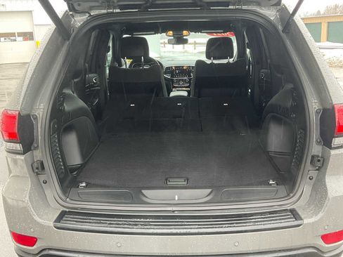 Used 2021 Jeep Grand Cherokee Freedom Edition image 46