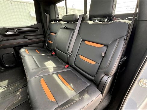 Used 2024 GMC Sierra 1500 AT4 w/ Technology Package image 34