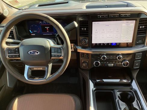 Used 2024 Ford F350 King Ranch AWD/4WD image 16