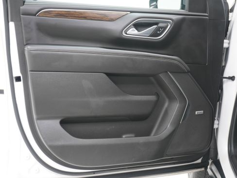 Used 2021 Chevrolet Suburban Premier AWD/4WD image 15