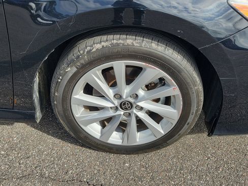 Used 2022 Toyota Camry LE image 39