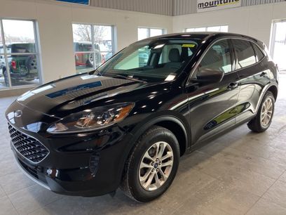 Used 2022 Ford Escape SE w/ Convenience Package