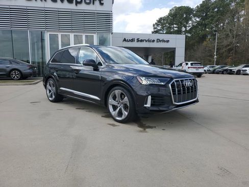 Used 2021 Audi Q7 3.0T Prestige w/ Prestige Package image 2
