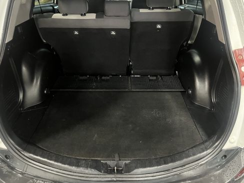 Used 2015 Toyota RAV4 XLE FWD image 12