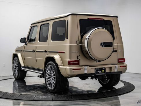 Used 2026 Mercedes-Benz G 63 AMG 4MATIC image 11