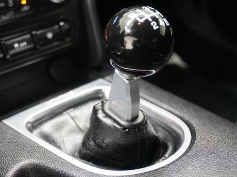 Used 2019 Ford Mustang GT RWD image 22