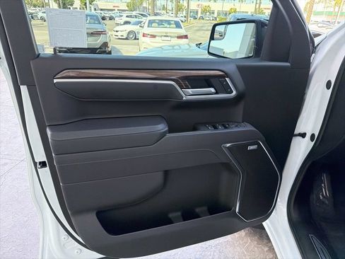 Used 2026 Chevrolet Silverado 1500 RST AWD/4WD image 9