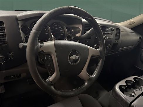 Used 2013 Chevrolet Silverado 2500 LT image 16
