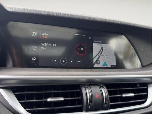 Used 2022 Alfa Romeo Stelvio Ti image 22