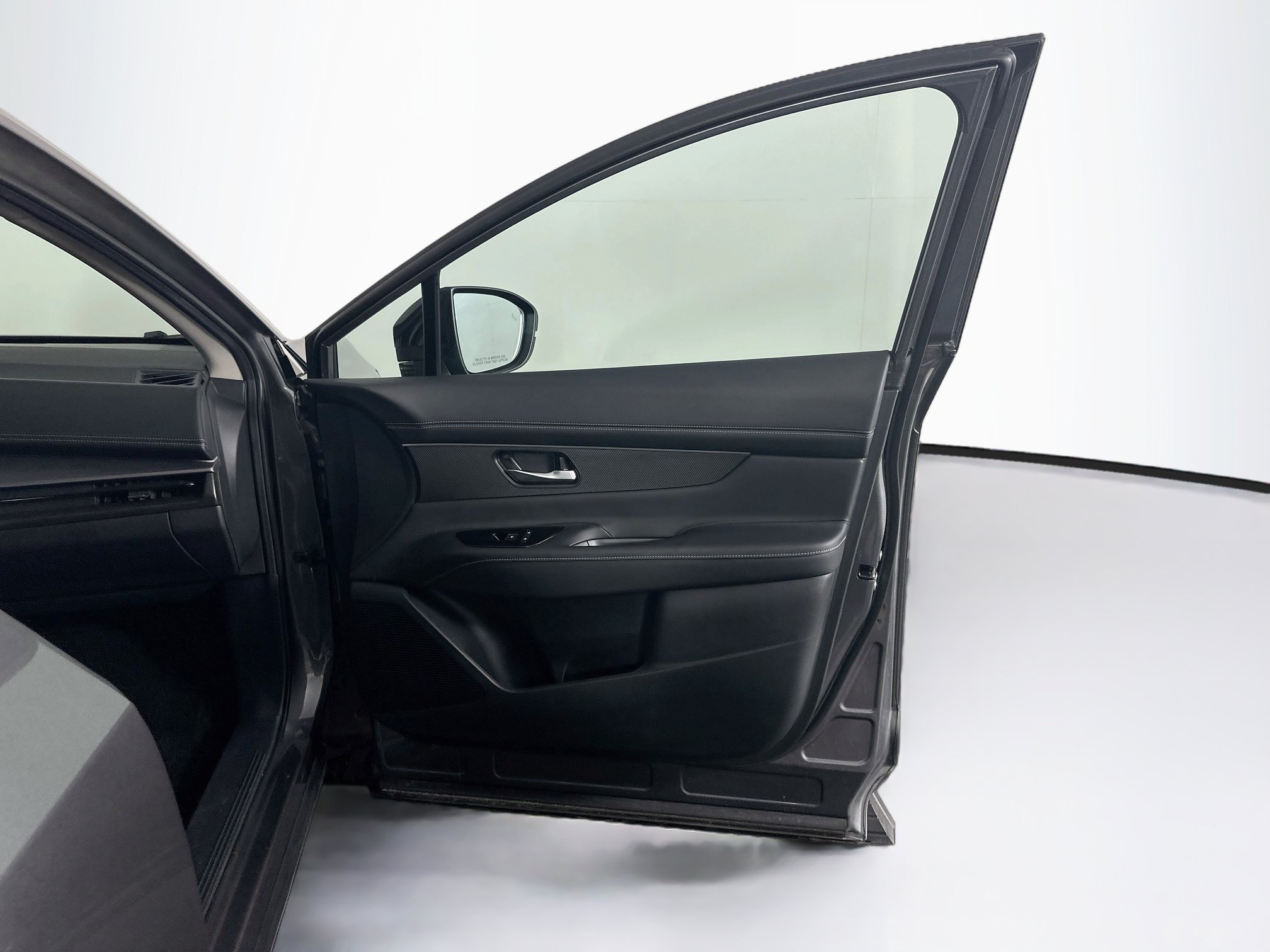 Used 2025 Nissan Murano SV FWD image 29