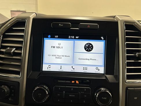 Used 2016 Ford F150 Lariat AWD/4WD image 21