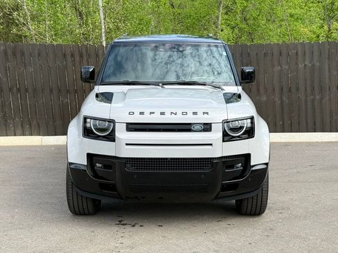 New 2026 Land Rover Defender 130 X-Dynamic SE AWD/4WD image 8