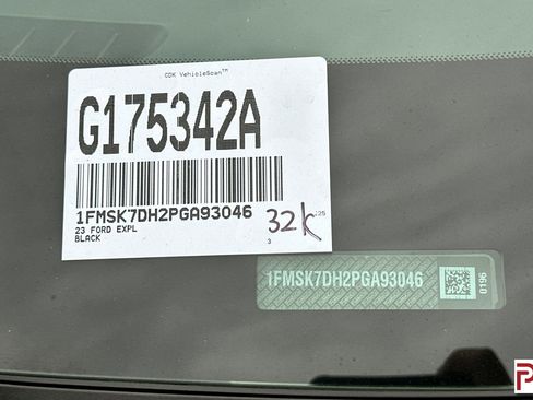 Used 2023 Ford Explorer XLT w/ Equipment Group 202A image 37