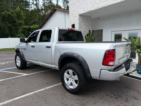Used 2016 RAM 1500 Express AWD/4WD image 12